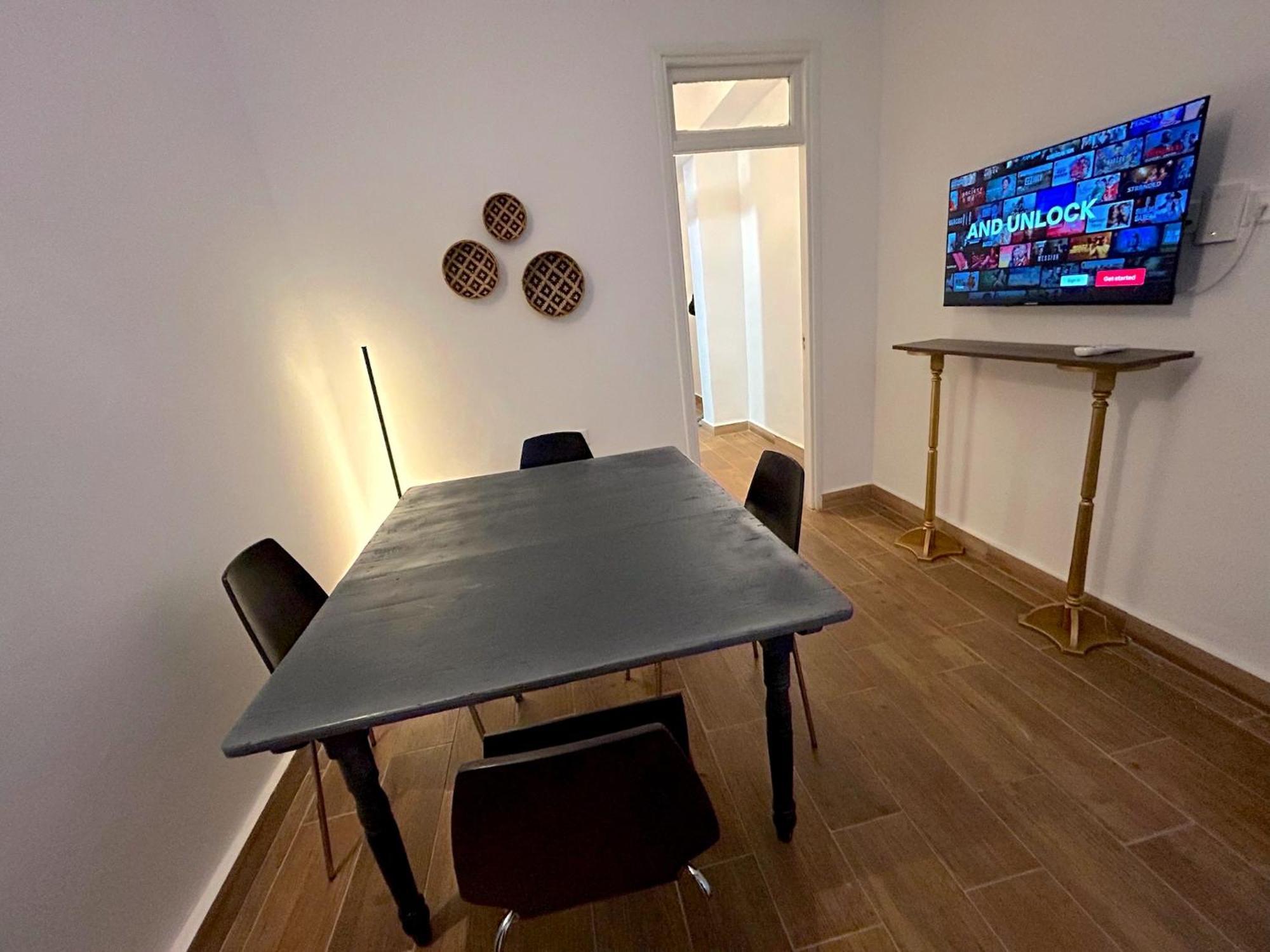 Queen Regina Suites By Platform 357 Nikosia Eksteriør bilde