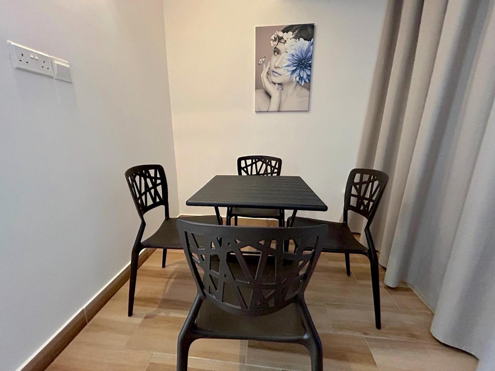 Queen Regina Suites By Platform 357 Nikosia Eksteriør bilde