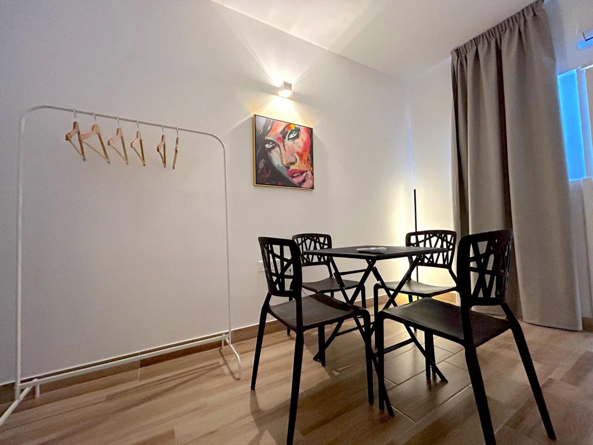 Queen Regina Suites By Platform 357 Nikosia Eksteriør bilde